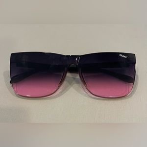 Quay, Come Thru Pink & Black Sunnies For Sale